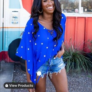 NWT Buddy Love Kiwi Top in Cobalt Stars, M/L